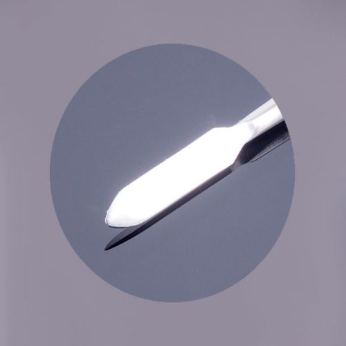 gel-spatel-spitz-zulaufende-Seite-nailsandmore24